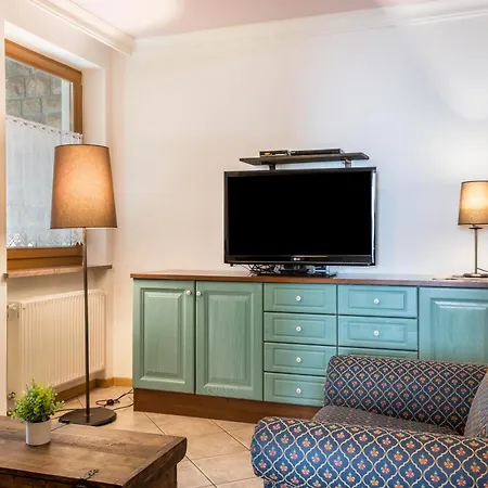 Lory 2 Apartman Canazei