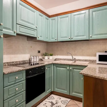 Lory 2 Apartment *